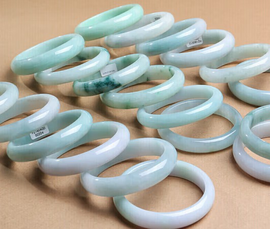 緬甸冰種翡翠價值多少錢